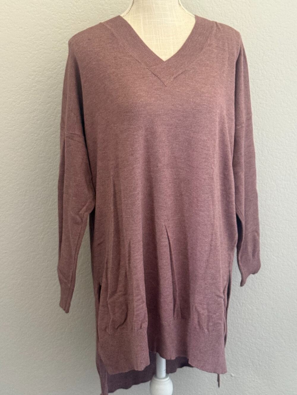 Alter’d State M/L Mauve Oversized Tunic Sweater V Neck High Low Side Slit Knit